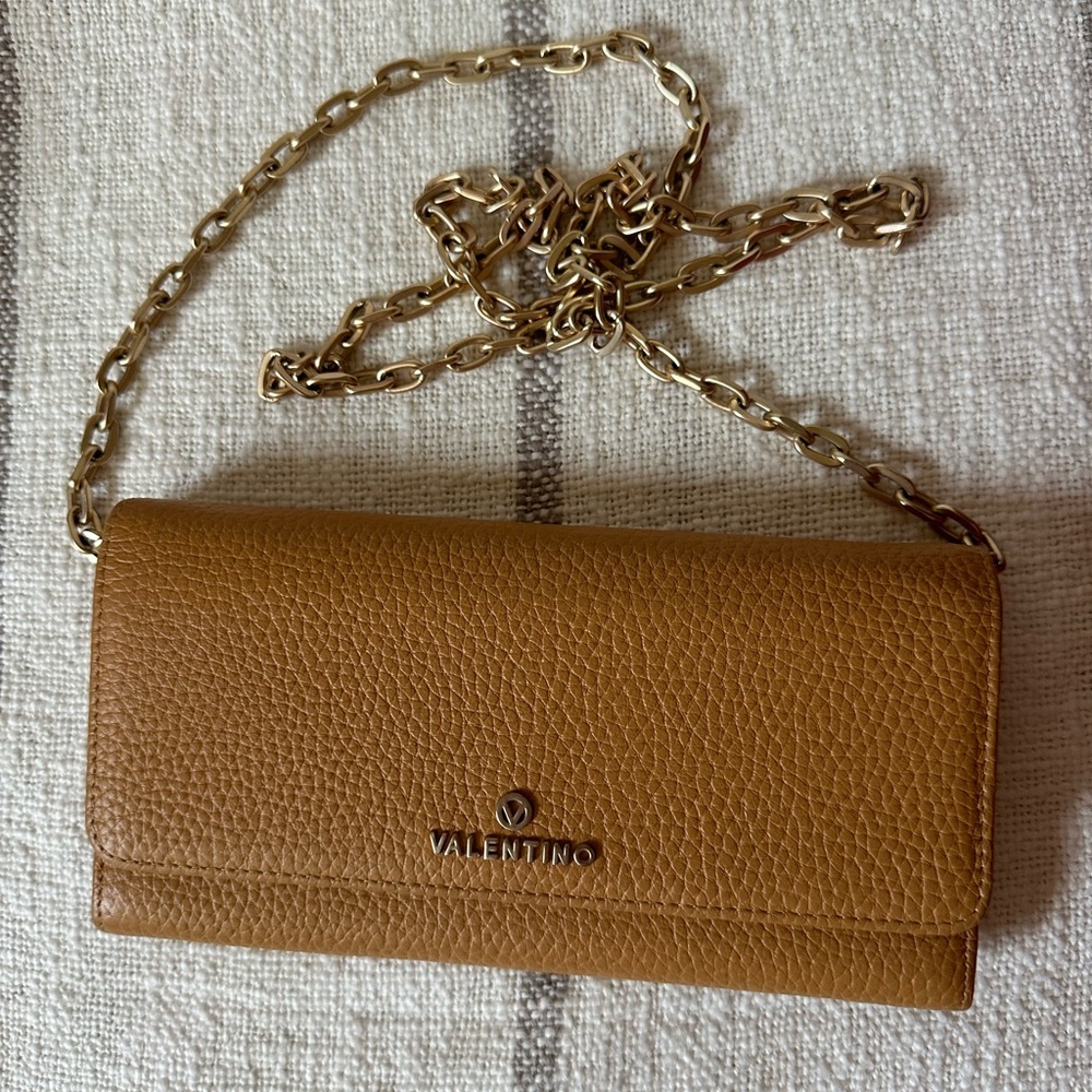 Valentino Wallet on Chain